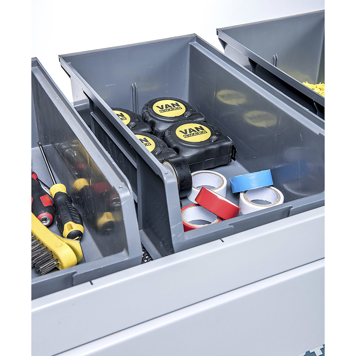 Van Guard Van Racking Plastic Bins & Rubber Matting (Product illustration 5)-4