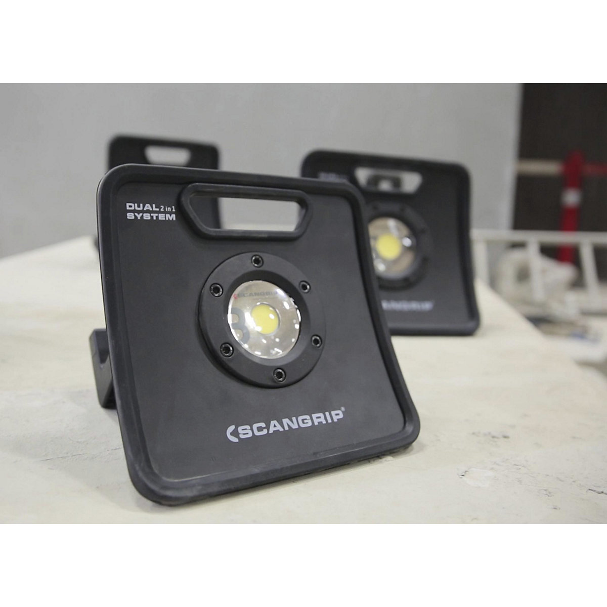 LED građevinski reflektor – SCANGRIP (Prikaz proizvoda 2)-1