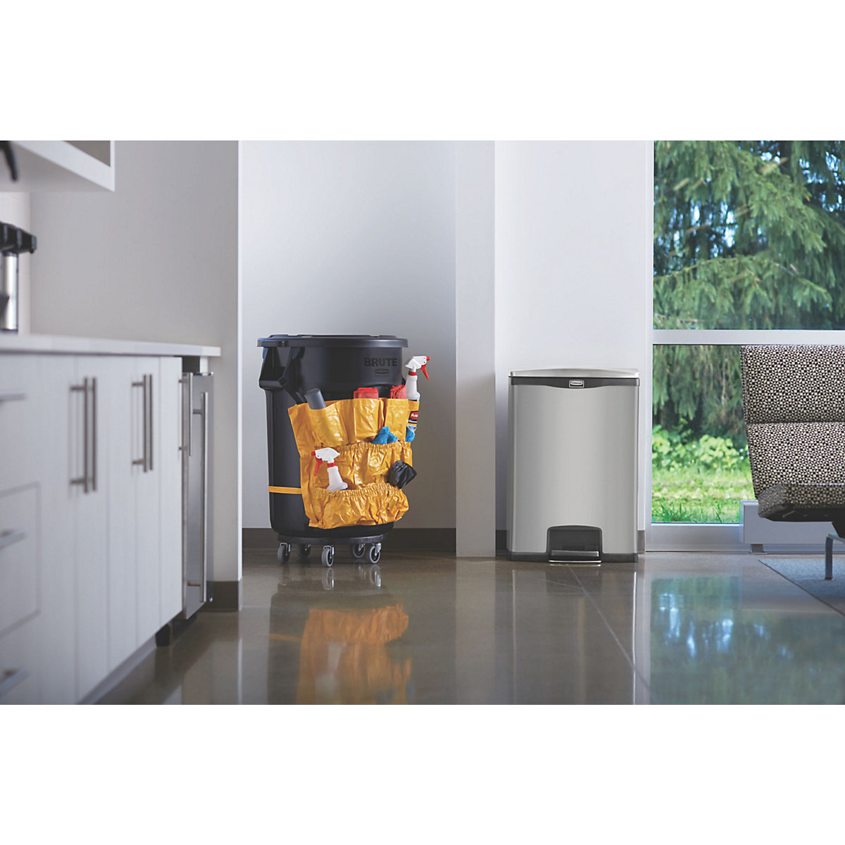 Contenitore a pedale SLIM JIM® – Rubbermaid (Foto prodotto 4)-3