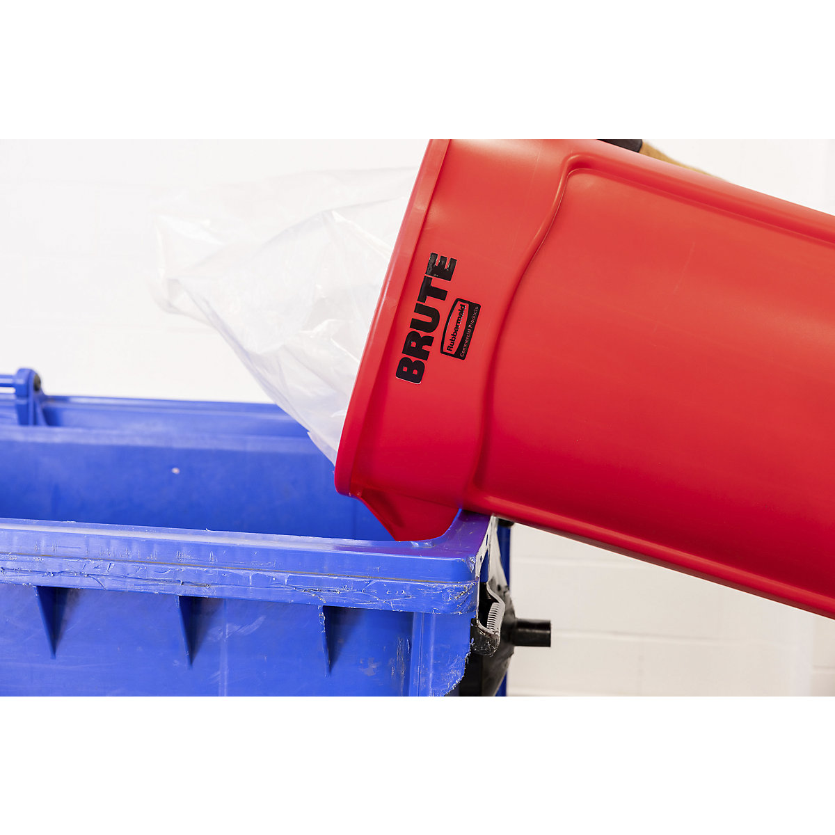 Kontener uniwersalny BRUTE®, okrągły – Rubbermaid (Zdjęcie produktu 8)-7