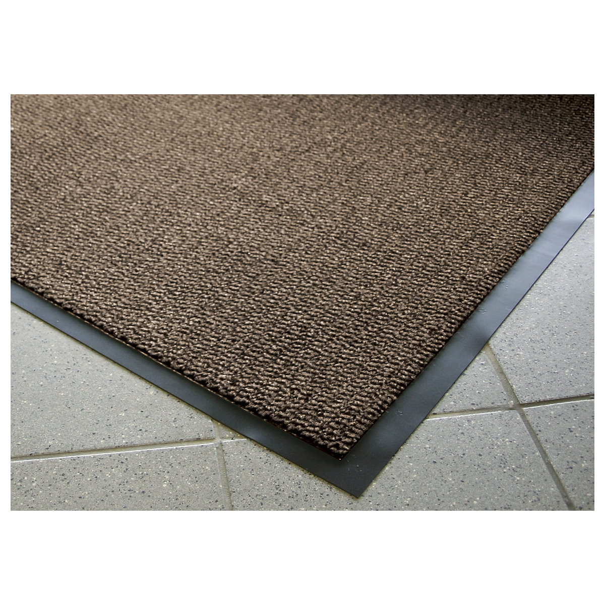 Entrance matting for indoor use, polypropylene pile, width 900 mm, sold by the metre, black / brown