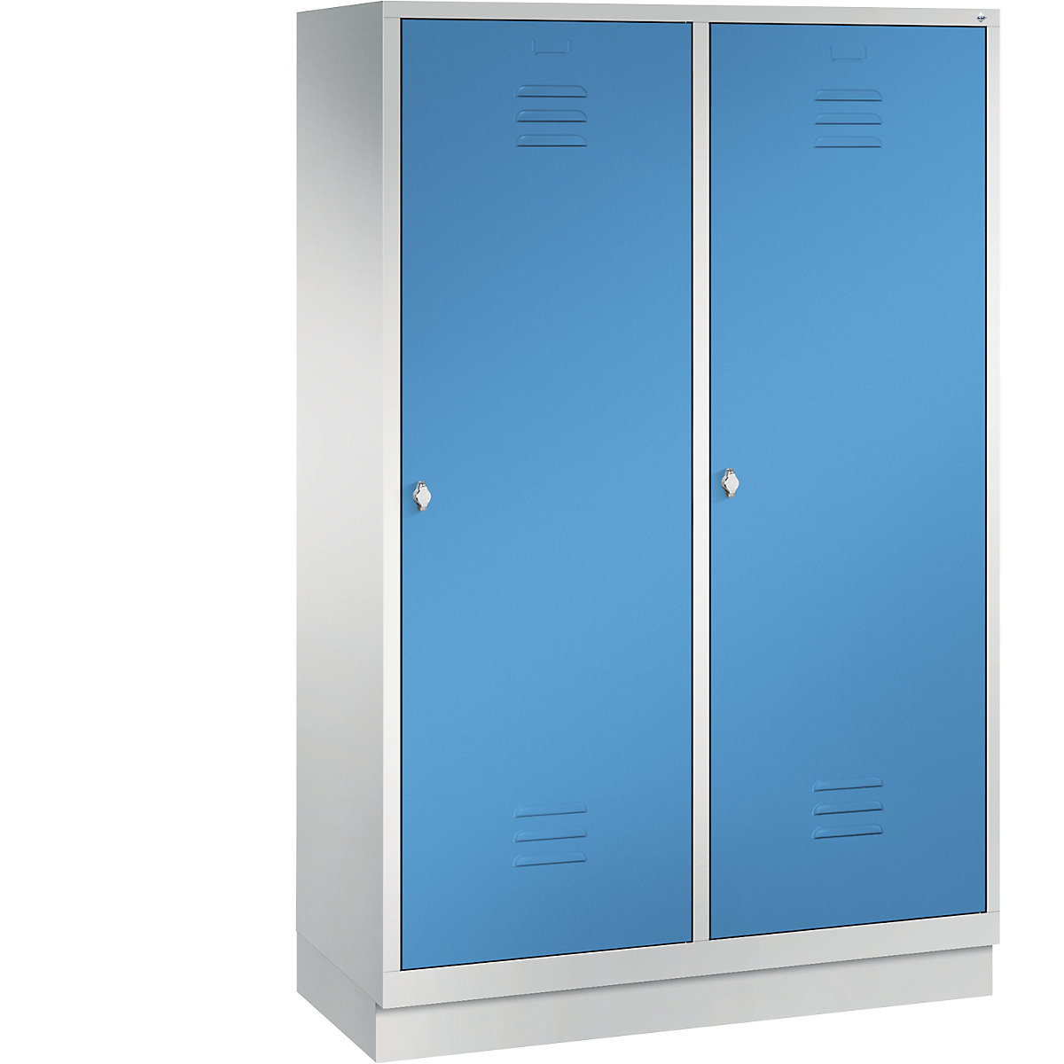 CLASSIC cloakroom locker with plinth, door for 2 compartments – C+P, 4 compartments, compartment width 300 mm, light grey / light blue-7