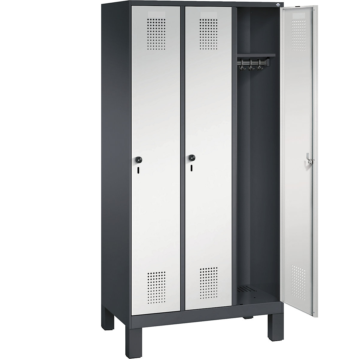 EVOLO cloakroom locker, with feet C+P 3 compartments, compartment