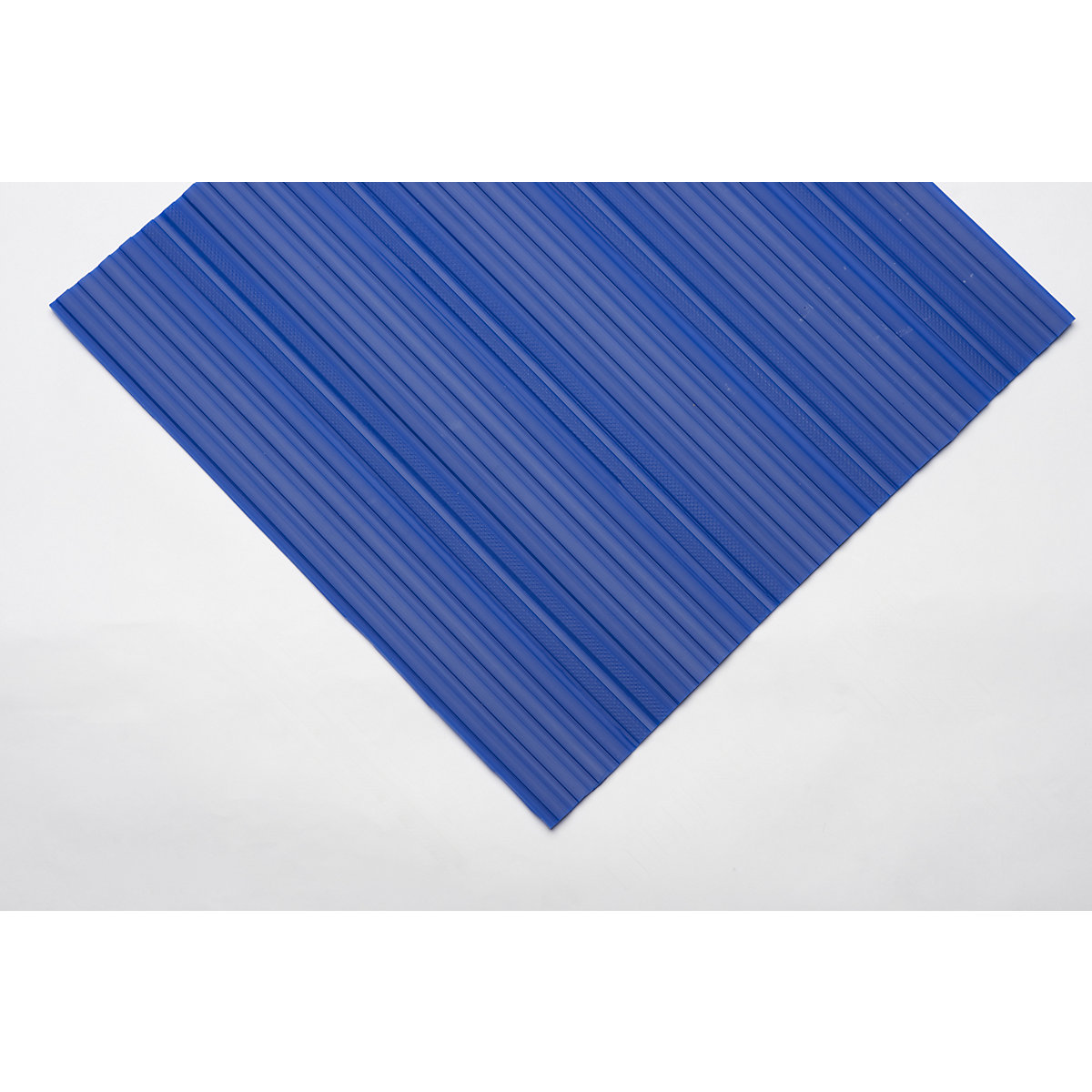 Alfombrilla de PVC blando, con superficie cerrada, por m lin., azul, anchura 600 mm