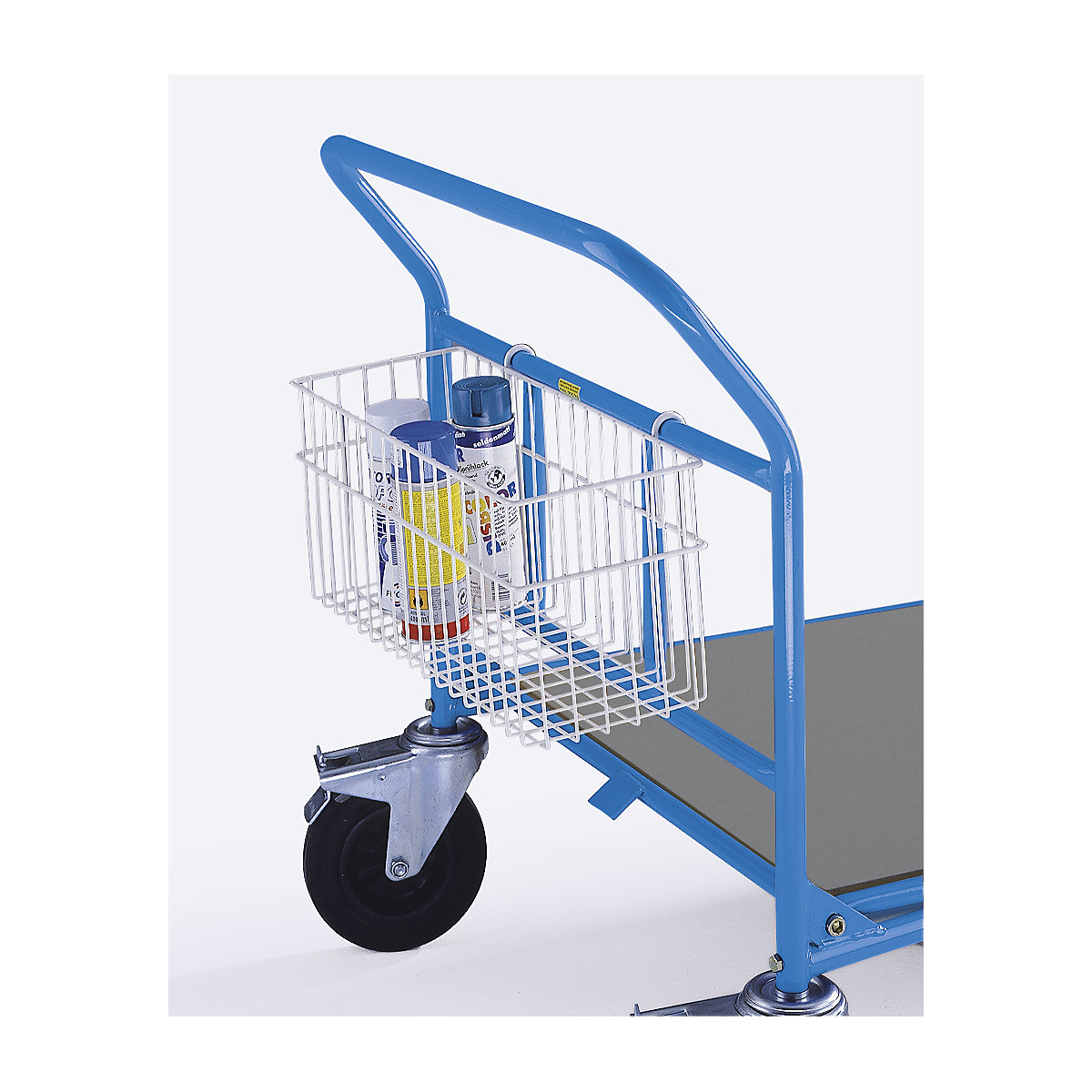 Detachable basket made of wire mesh