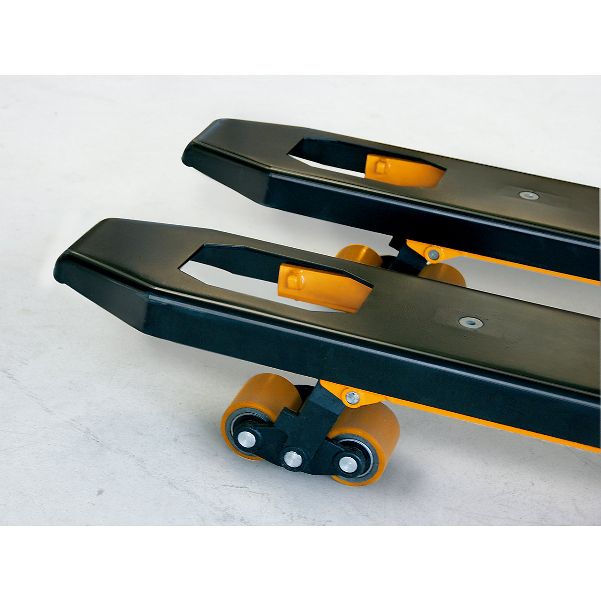 Transpaleta con pantalla LCD – KERN (Imagen del producto 3)-2