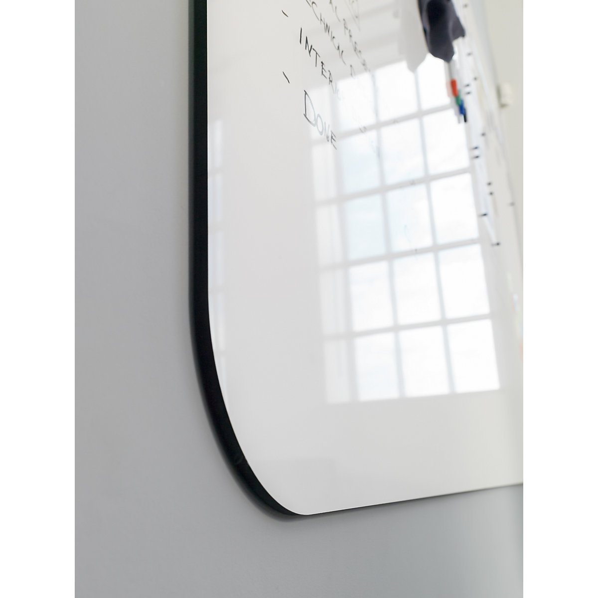 Lavagna bianca di design XXL VisuWall Curve – Chameleon (Foto prodotto 13)-12