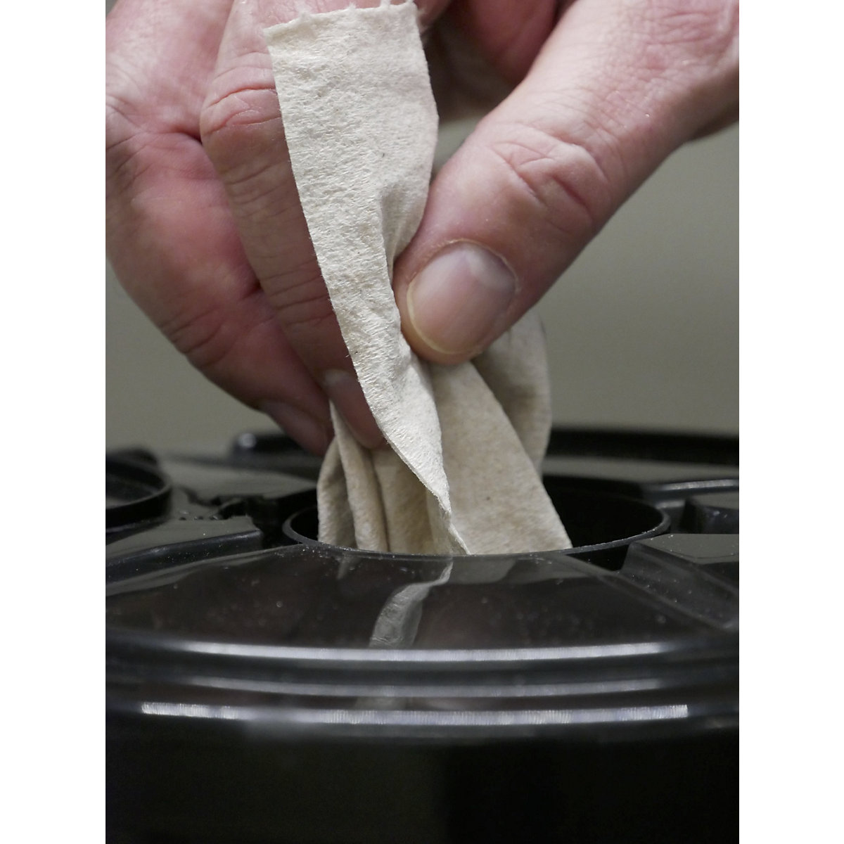Dispenser per salviette BigGrip® (Foto prodotto 3)-2