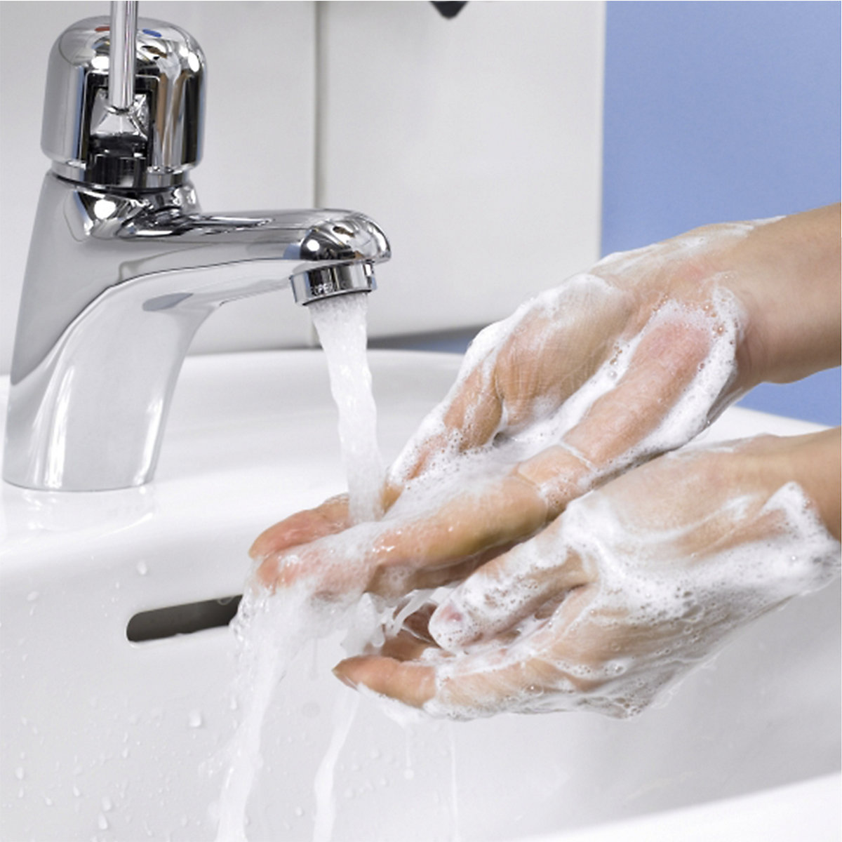 Jemné tekuté mydlo – TORK (Zobrazenie produktu 3)-2