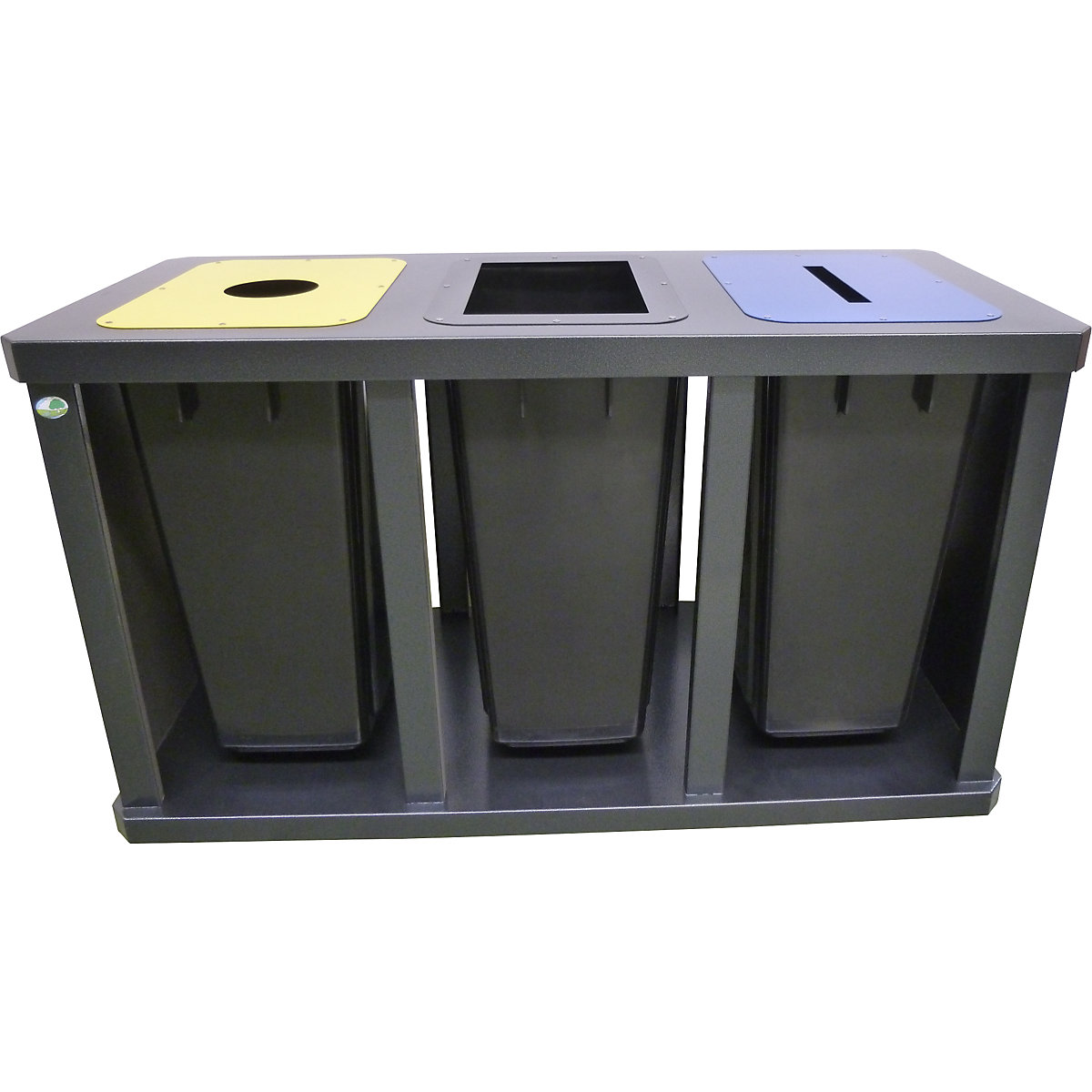 Tetris recyclable waste collection station - VAR