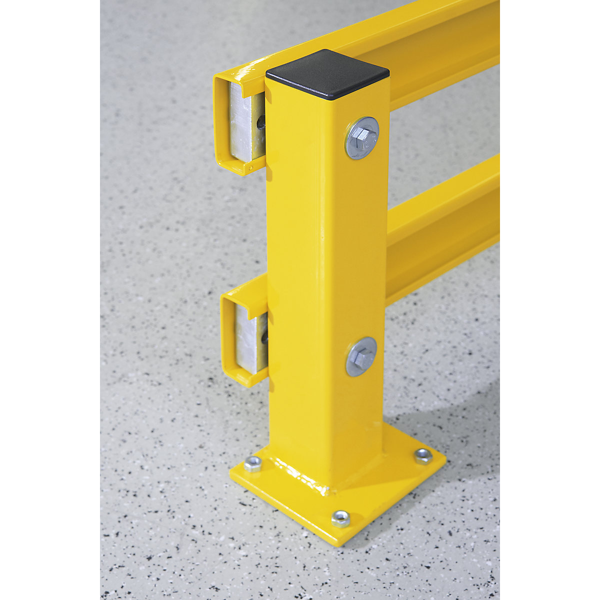 Impact protection posts – Black Bull (Product illustration 2)-1