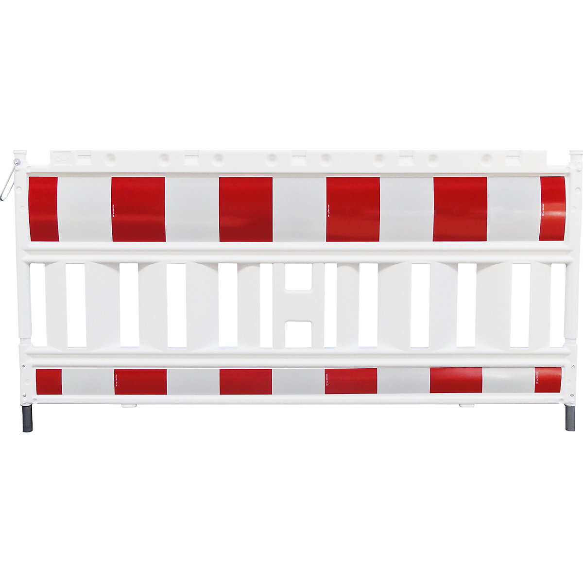 Plastic barrier fencing with reflective film – Schake