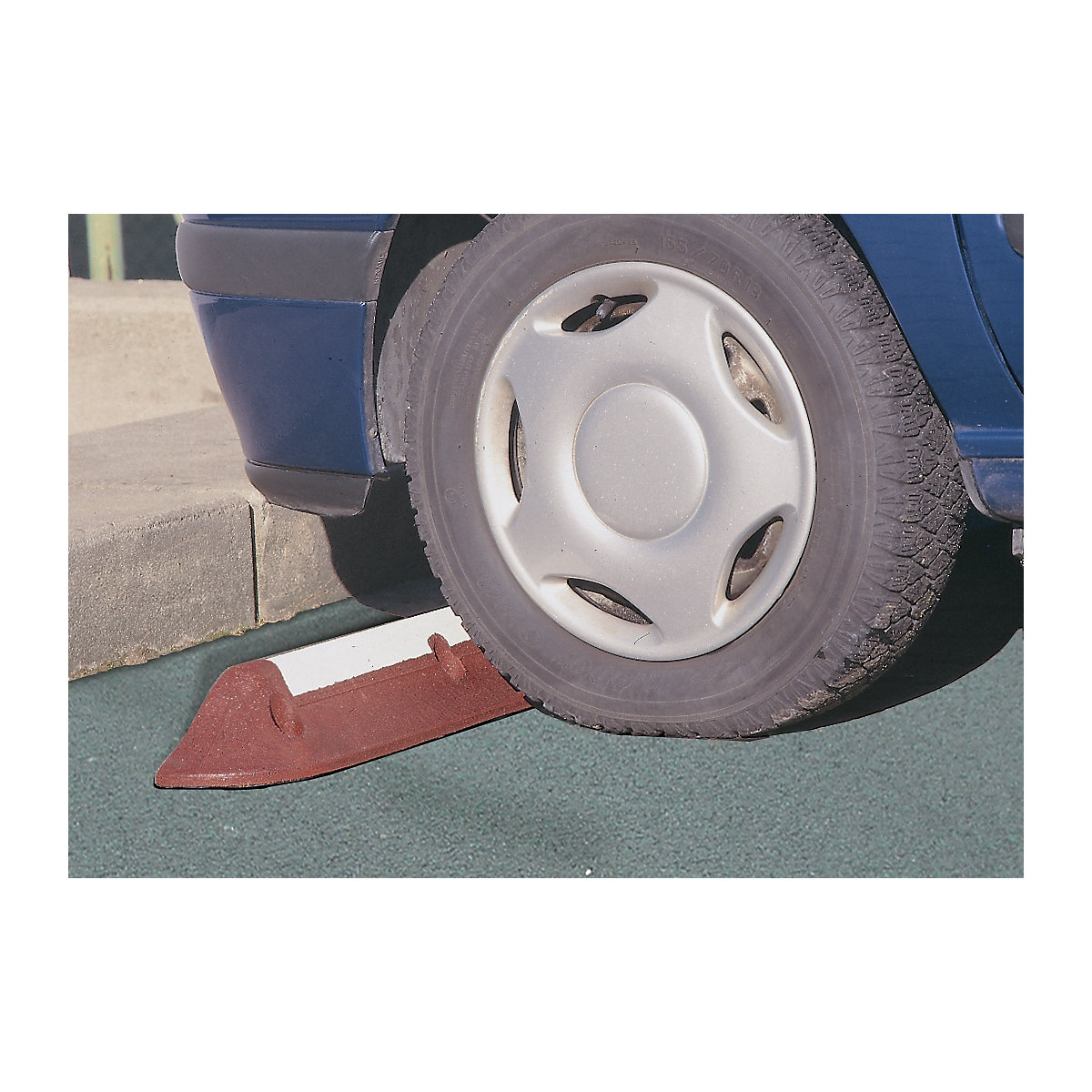 Wheel stop – Moravia (Product illustration 2)-1