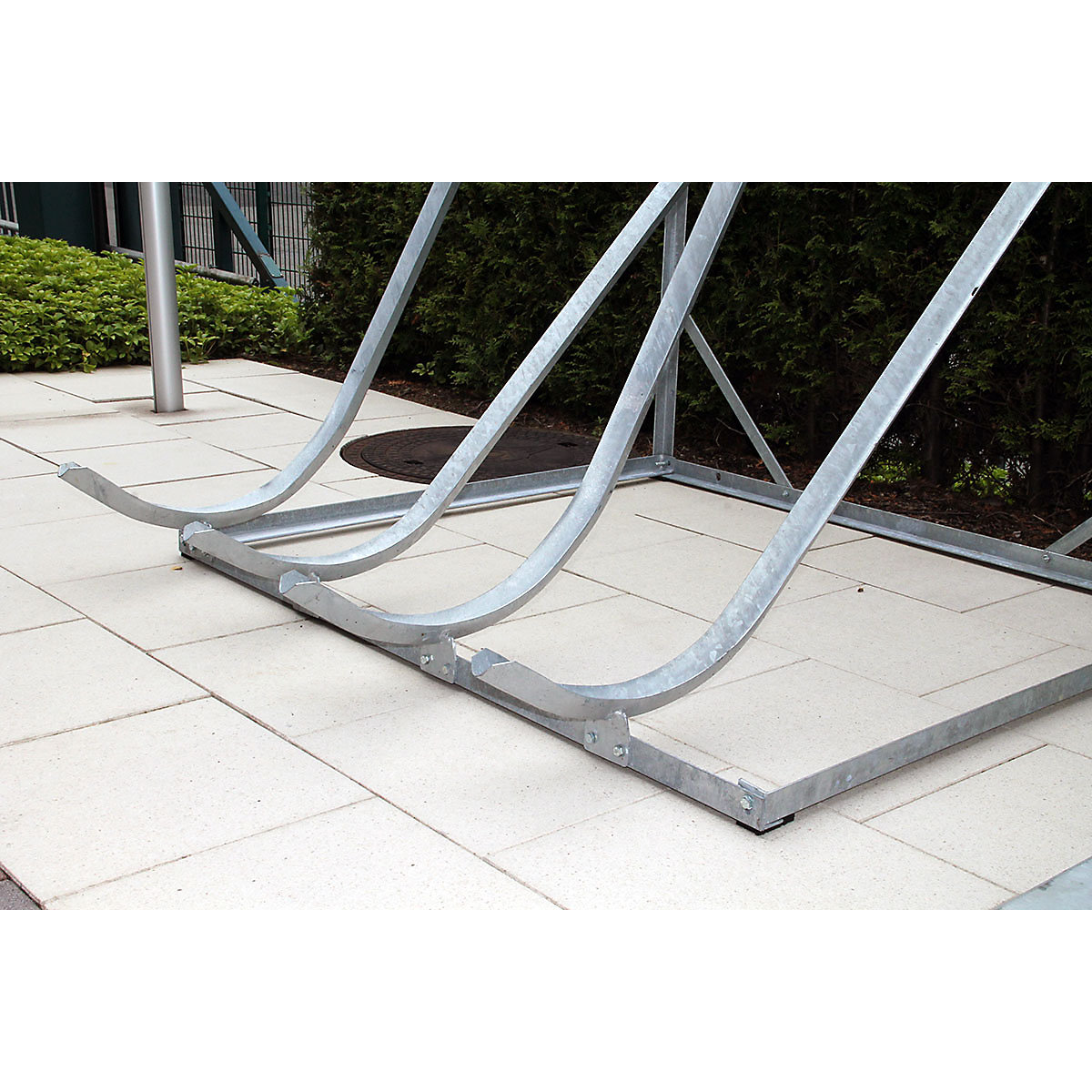 Semi vertical cycle rack – WSM (Product illustration 3)-2