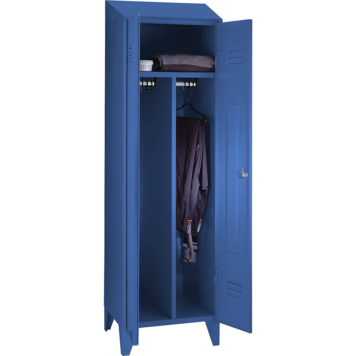 Berlin 2 clean and dirty locker – Wolf