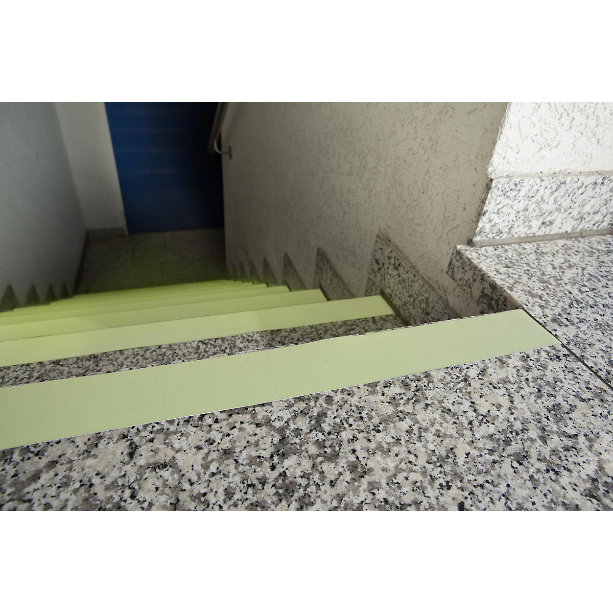 Non-slip tape, self-adhesive – COBA (Product illustration 4)-3