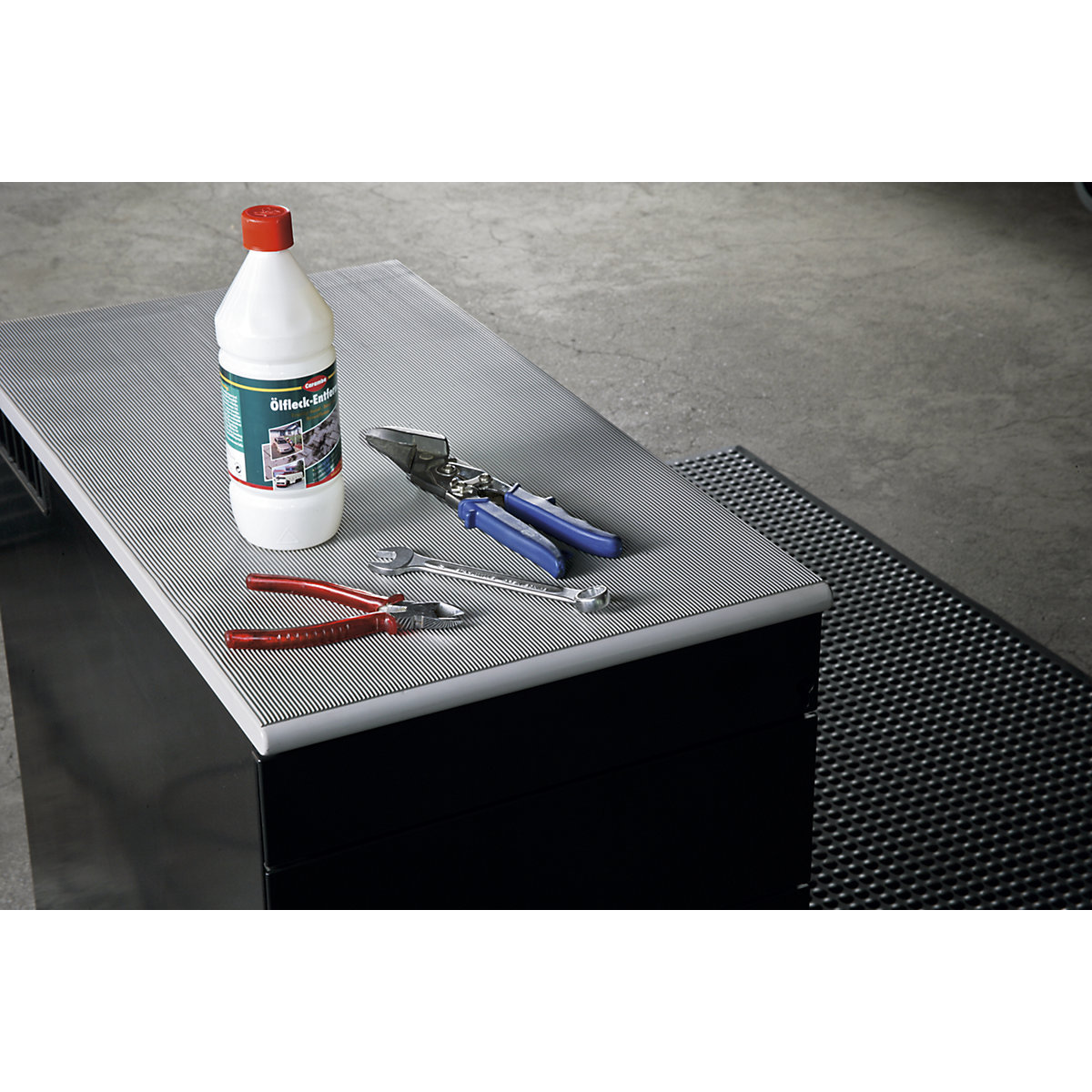 Yoga Line Oil floor and workbench mat – Miltex (Product illustration 2)-1
