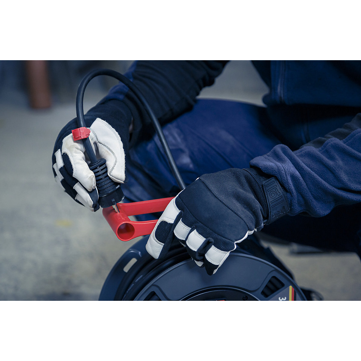 Professional cable drum 300 KU 4100 – Brennenstuhl (Product illustration 3)-2