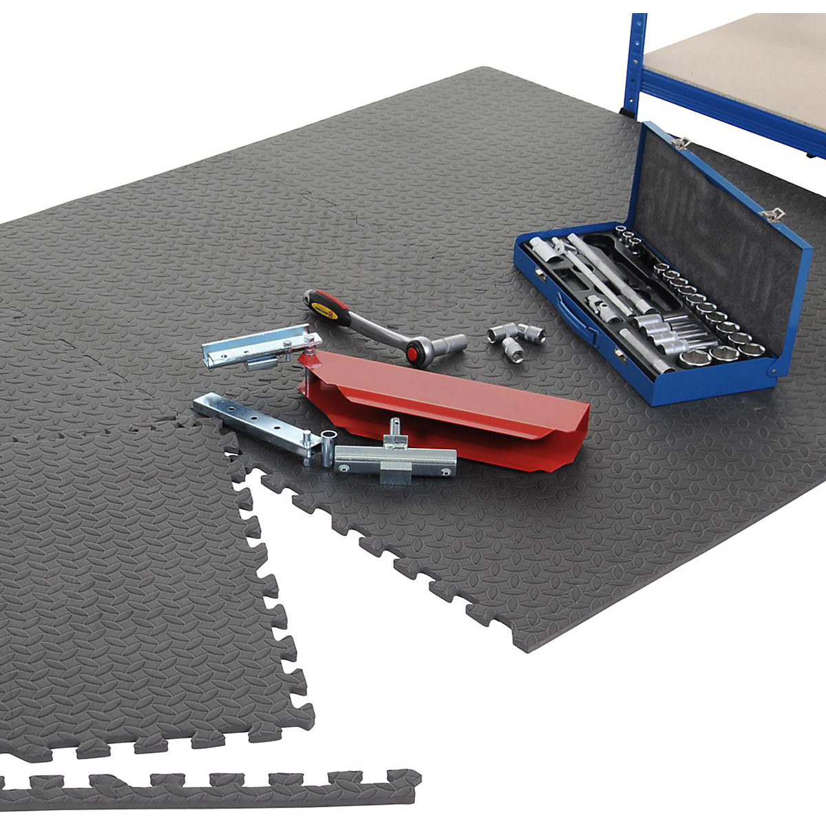 BiGDUG Garage Flooring Set