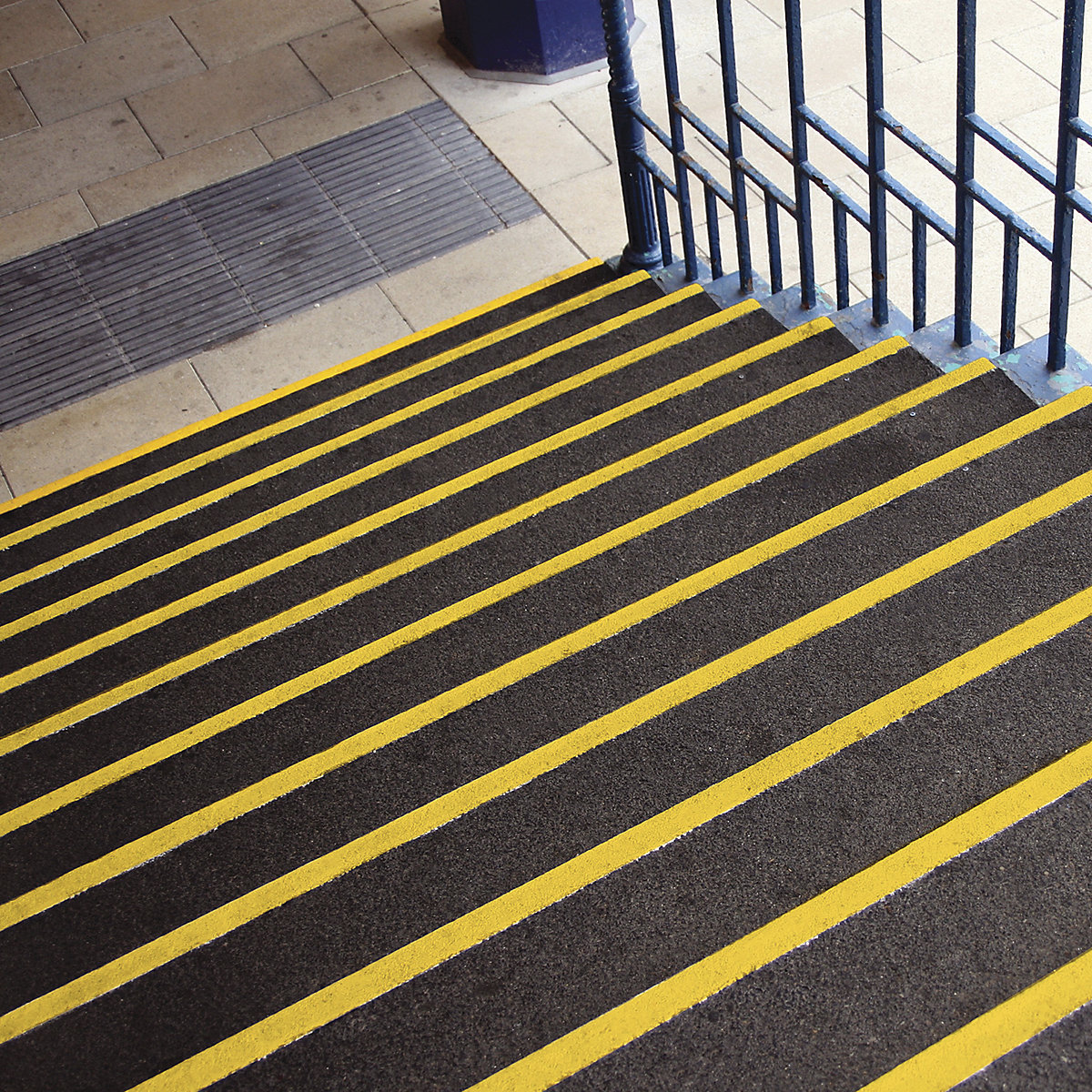 COBA Europe COBAGRiP Stair Tread