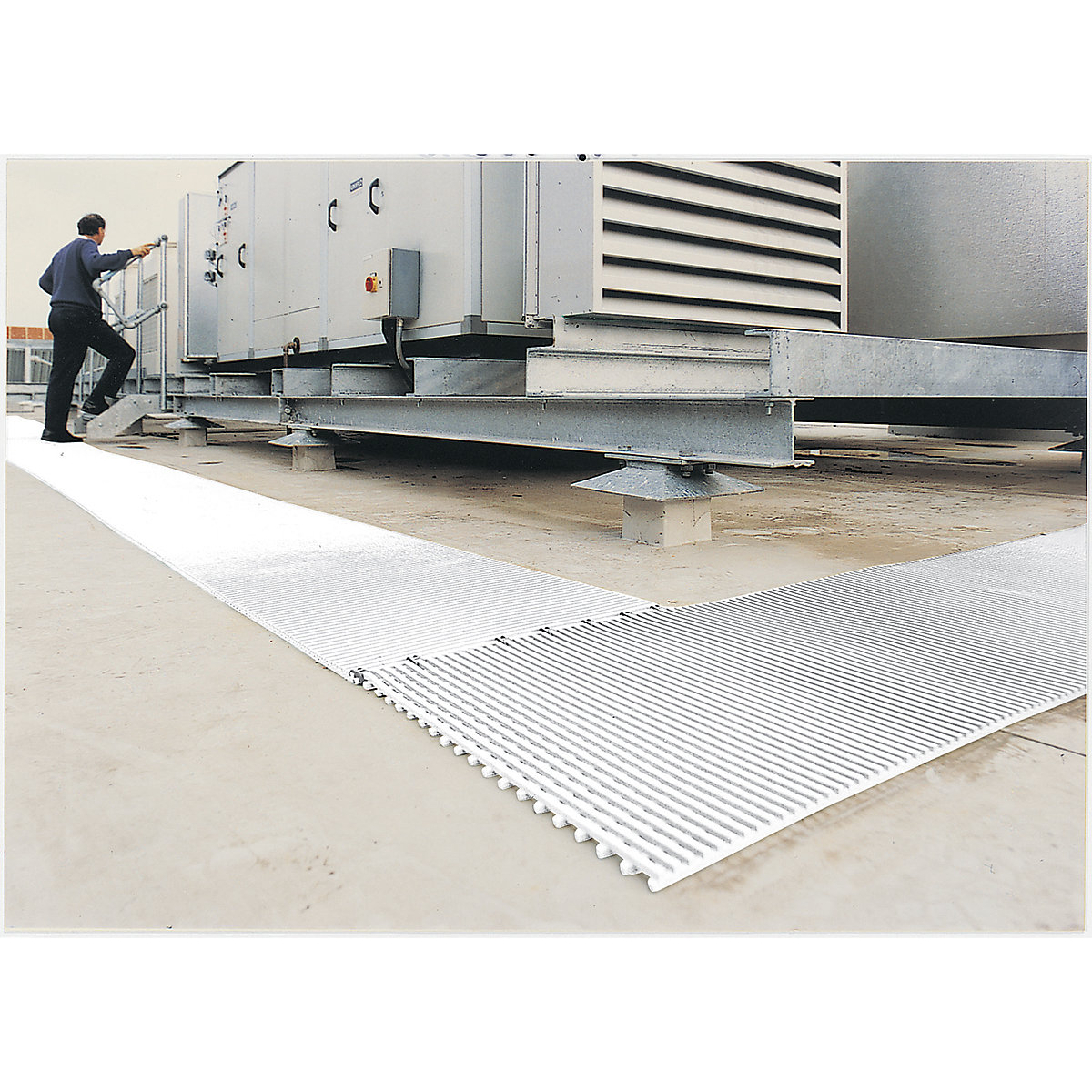 Plastex Crossgrip TPO Roof Walkway Matting