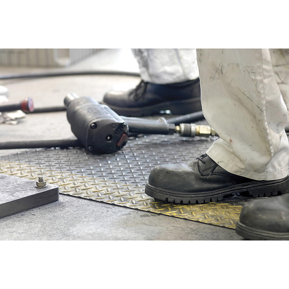 Plastex Zed Chex Anti-Fatigue Slip-Resistant Matting (Product illustration 13)-12