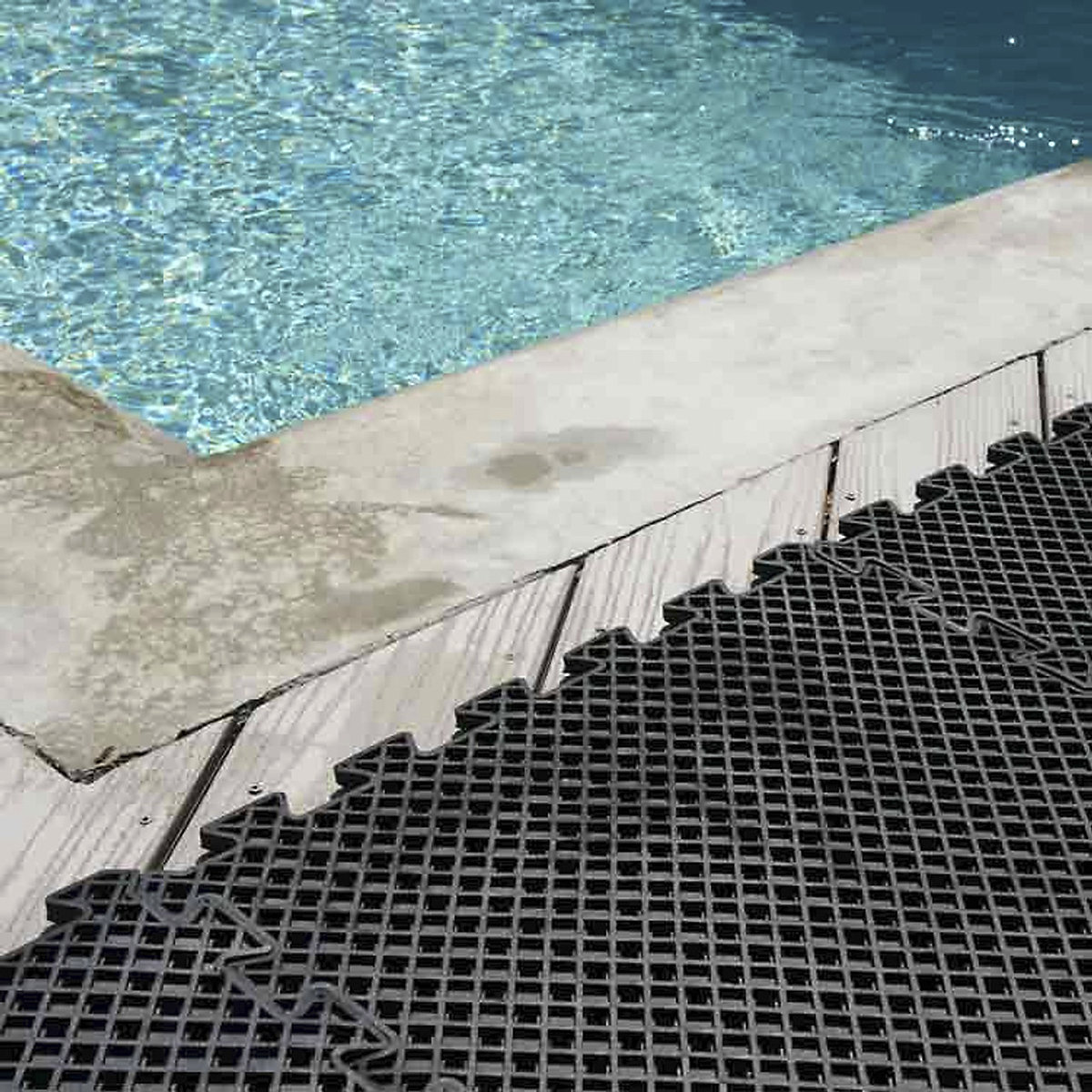 BiGDUG Essentials Anti-Slip Rubber Wet Area Tiles (Product illustration 4)-3