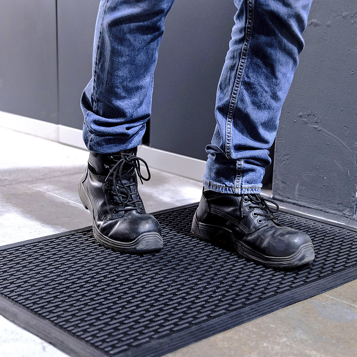 BiGDUG Capsule Grip Scraper Mats (Product illustration 2)-1