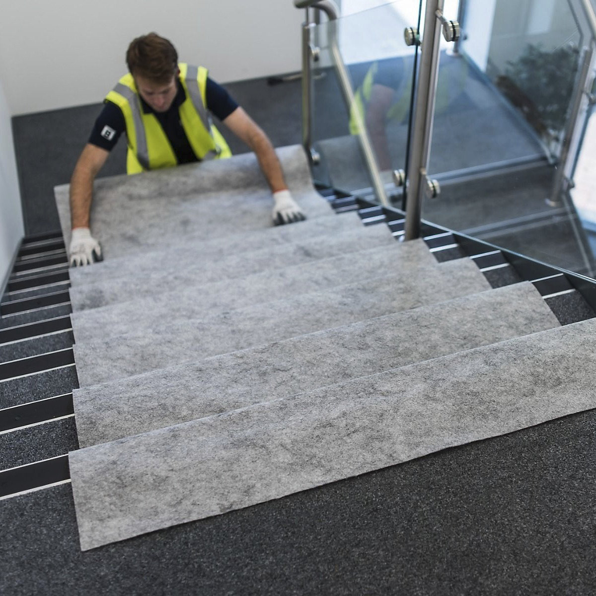 Proguard Protectall Self-Adhesive Floor Protection Fleece (Product illustration 3)-2