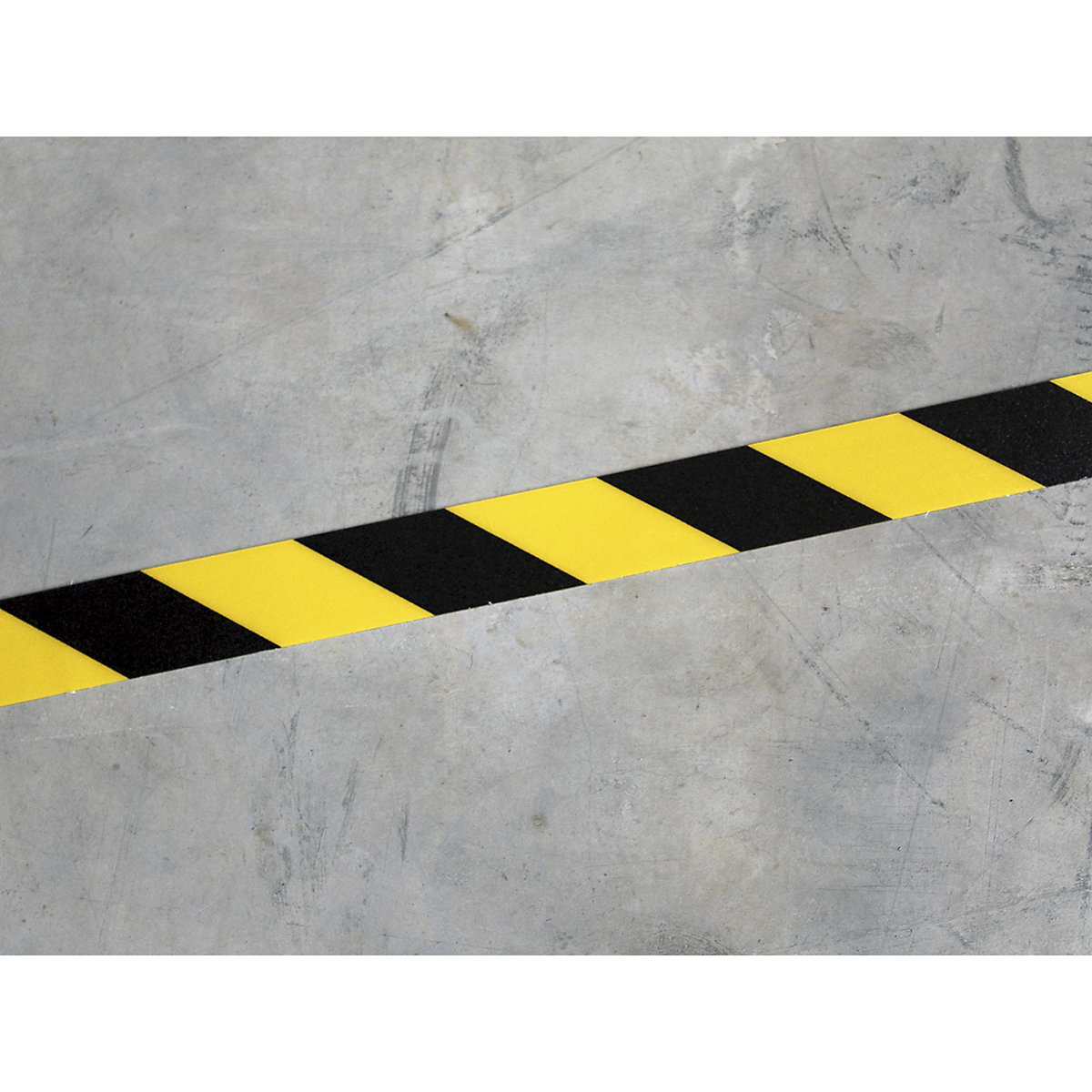 BiGDUG PermaLean Floor Marking Tape (Product illustration 12)-11