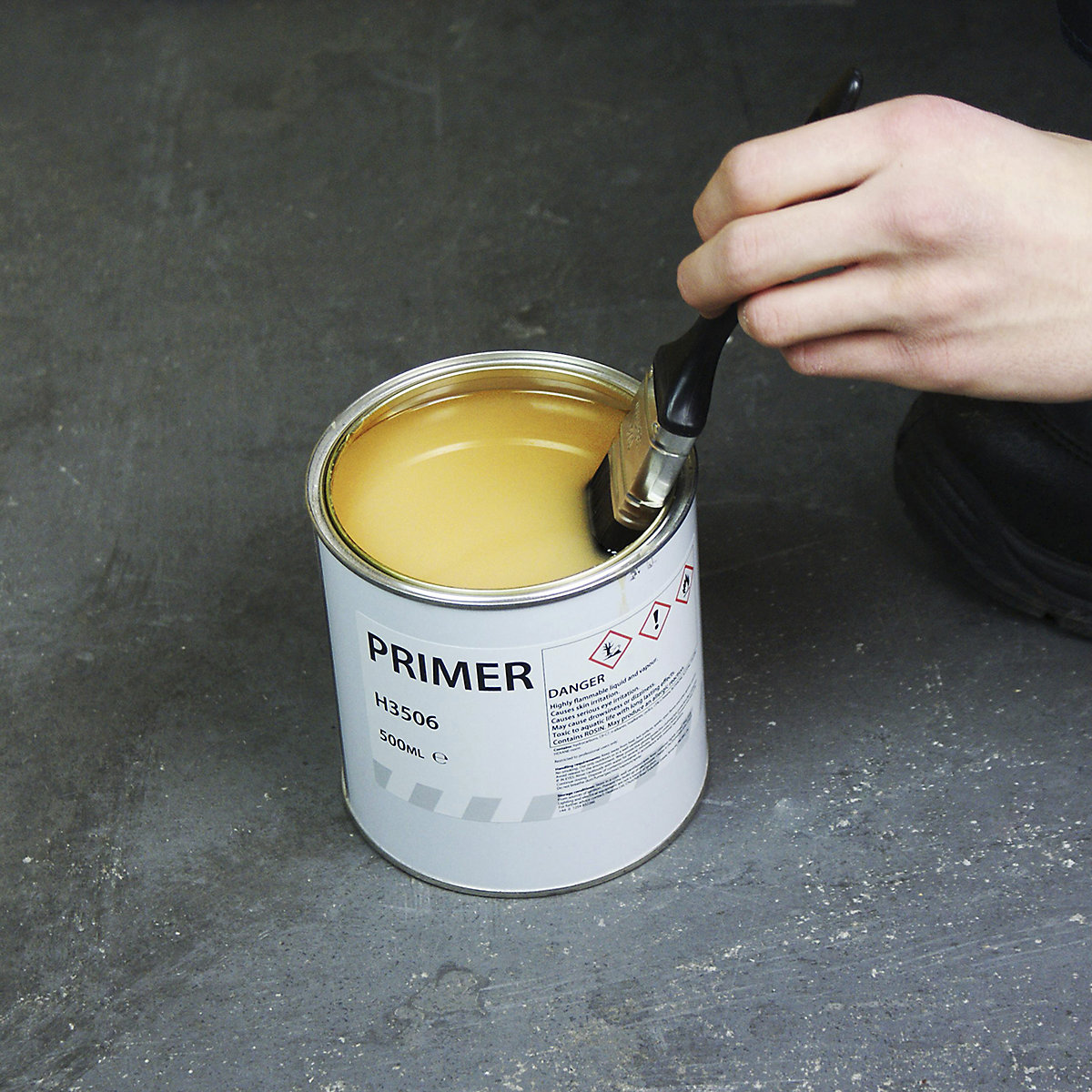 BiGDUG Solvent Based Surface Primer (Product illustration 3)-2