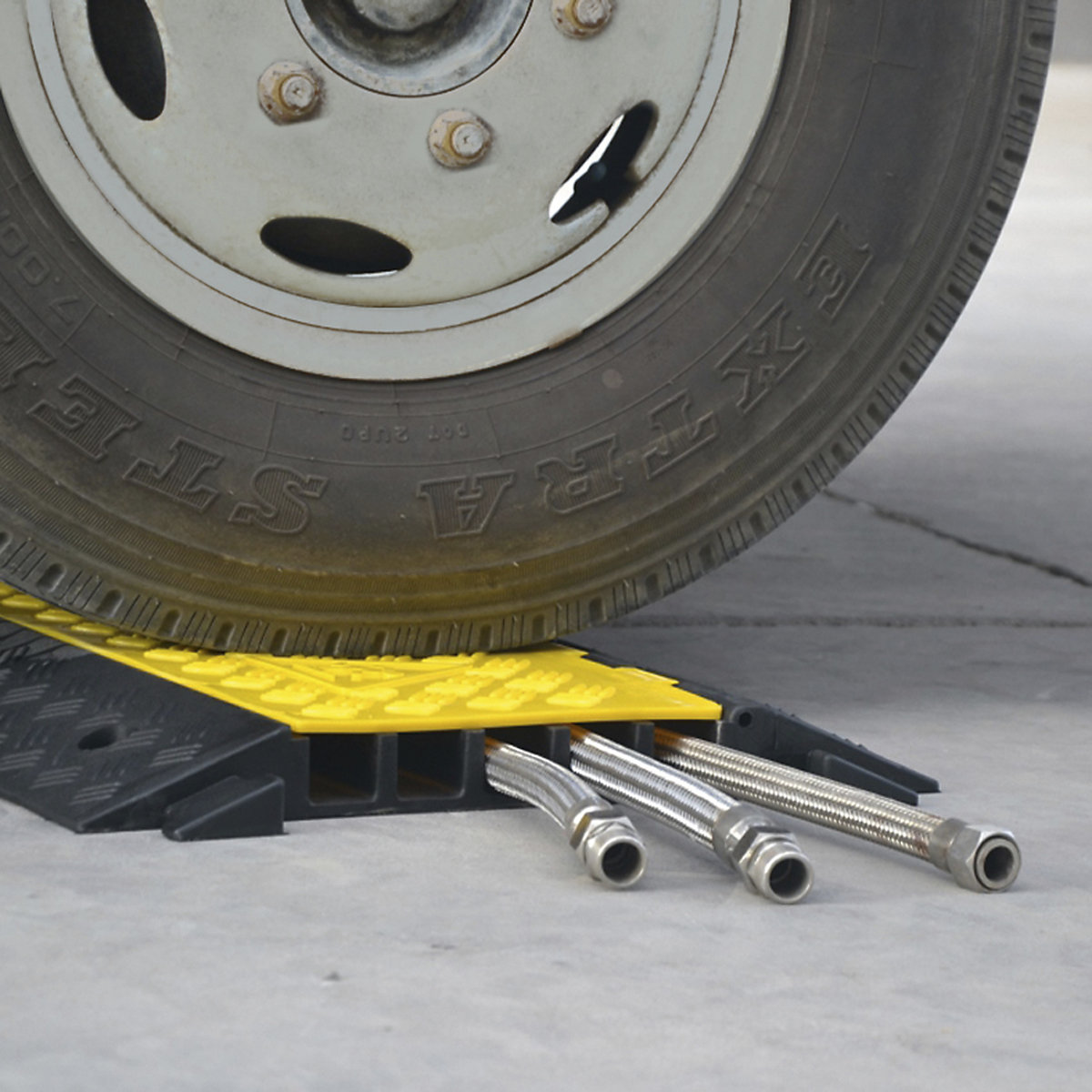 TRAFFIC-LINE Cable Ramps - Medium (Product illustration 3)-2