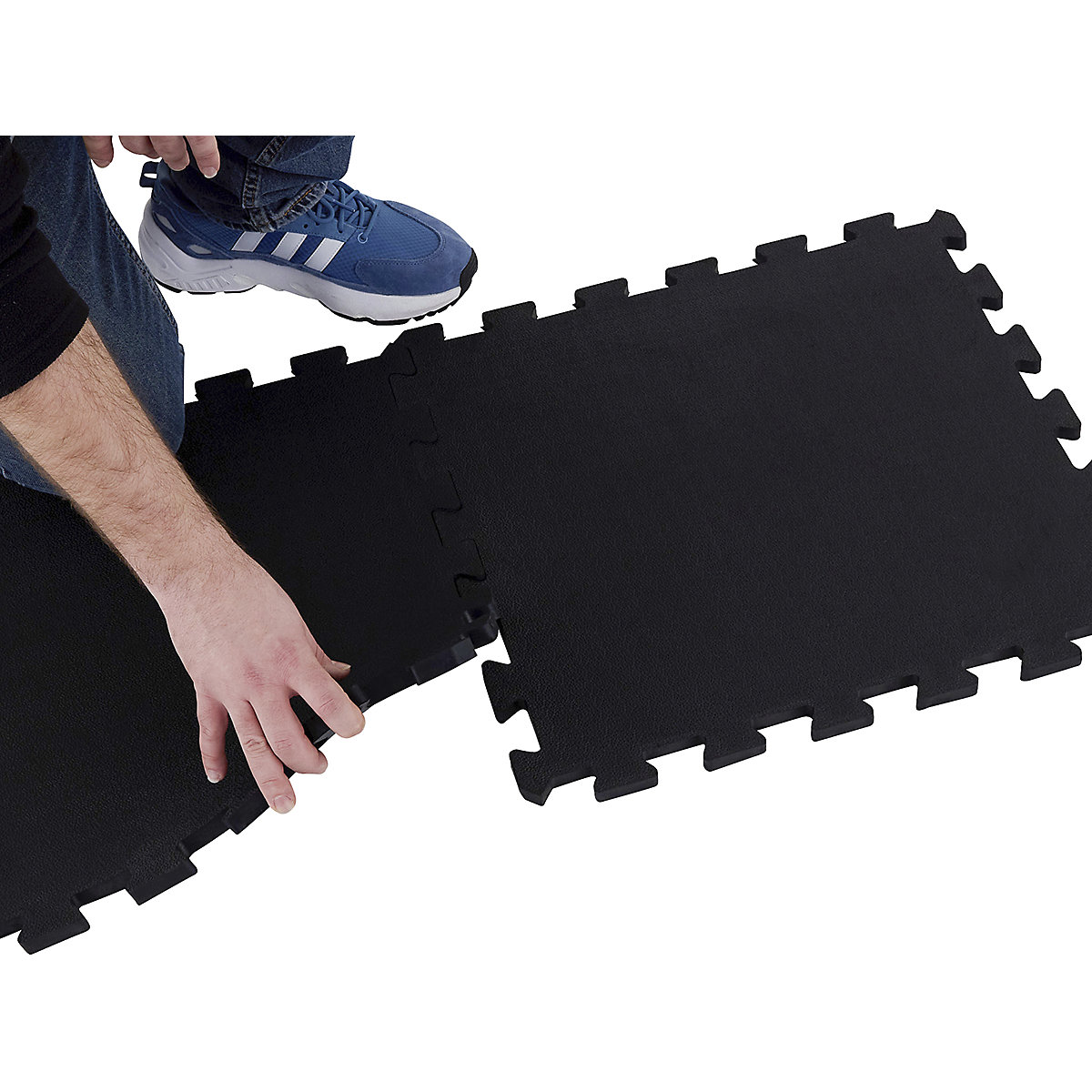 BiGDUG Rubber Interlocking Gym Flooring Tiles (Product illustration 3)-2