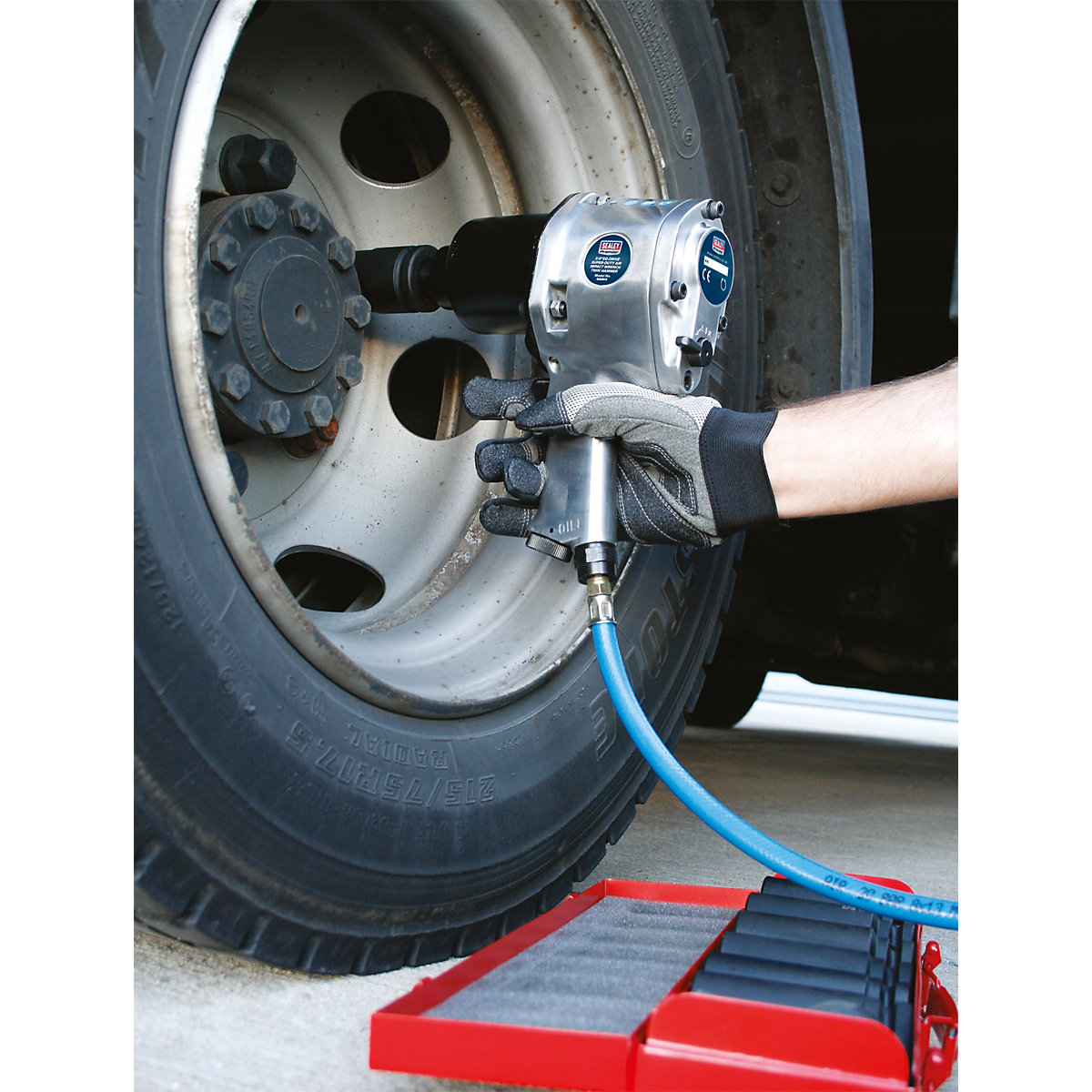 Sealey 3/4"Sq Drive Super Heavey-Duty Air Impact Wrench (Product illustration 4)-3