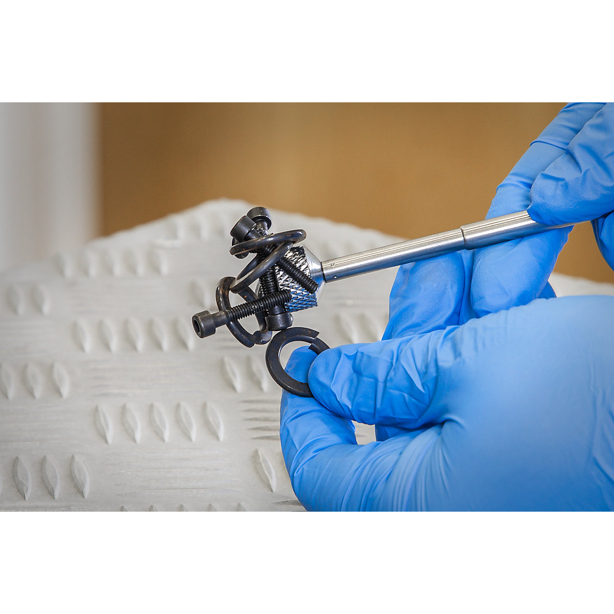 Sealey Siegen Heavy-Duty Magnetic Pick-Up Tool | 3.6kg Capacity (Product illustration 6)-5