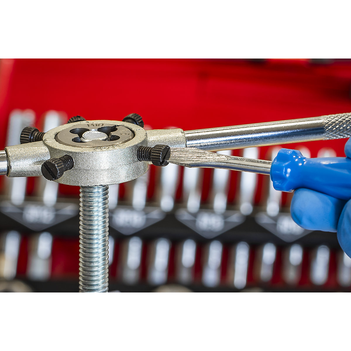 Sealey 32pc Metric Tap & Die Set | Split Dies (Product illustration 5)-4