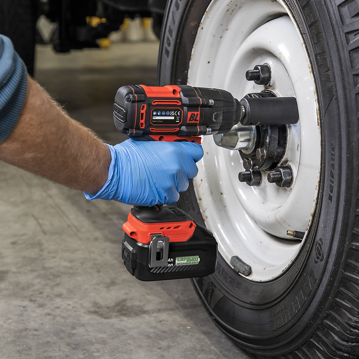 Sealey 1/2"Sq Drive Cordless Impact Wrench | 18V 4Ah Lithium-ion (Product illustration 7)-6