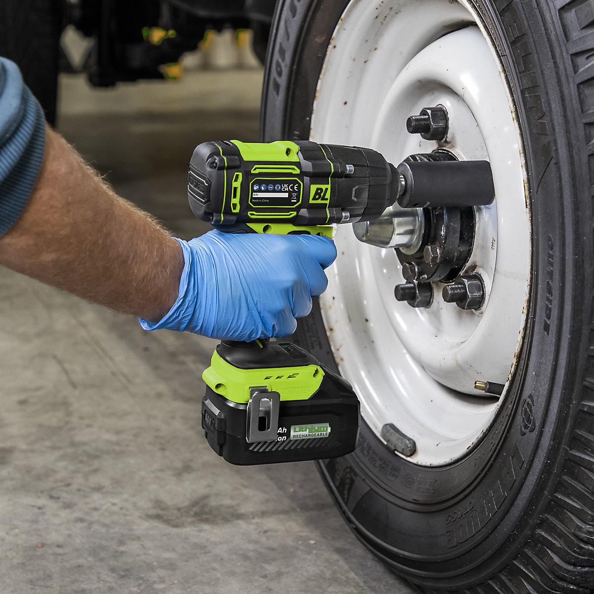 Sealey 1/2"Sq Drive Cordless Impact Wrench | 18V 4Ah Lithium-ion (Product illustration 8)-7