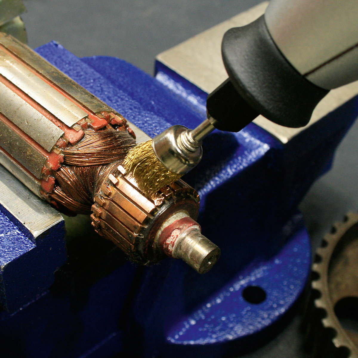 Sealey 219pc Multipurpose Rotary Tool & Engraver Kit | 230V (Product illustration 6)-5