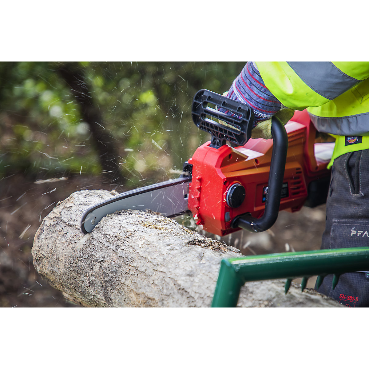 Sealey 25cm Cordless Chainsaw | SV20 Series (Product illustration 7)-6