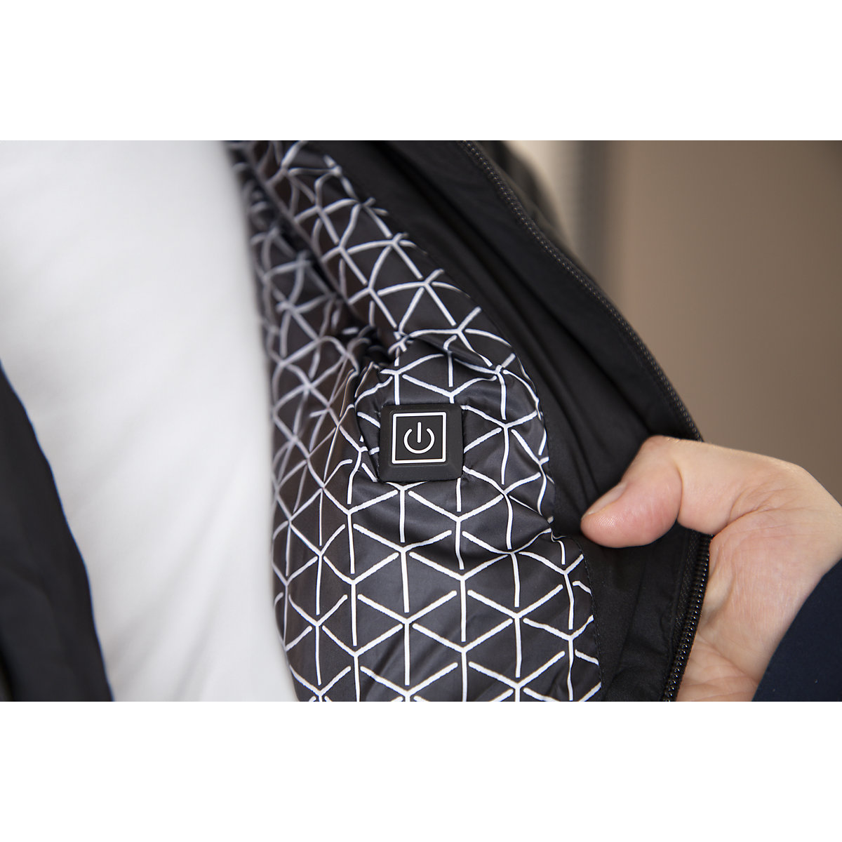 Sealey 5V Heated Thermal Rain Jacket (Product illustration 4)-3