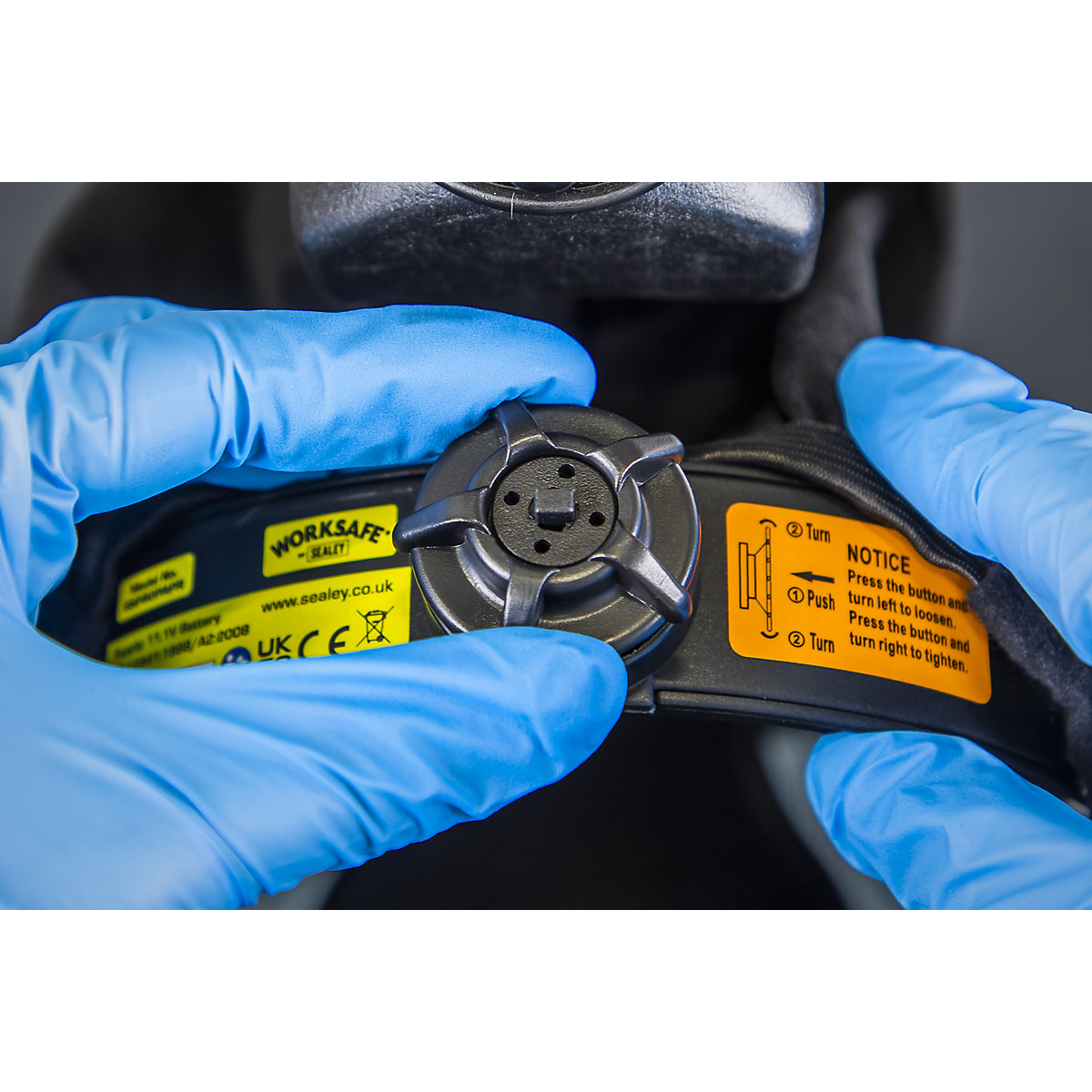 Worksafe® Deluxe Face Shield with Powered Air Purifying Respirator (PAPR) (Product illustration 4)-3