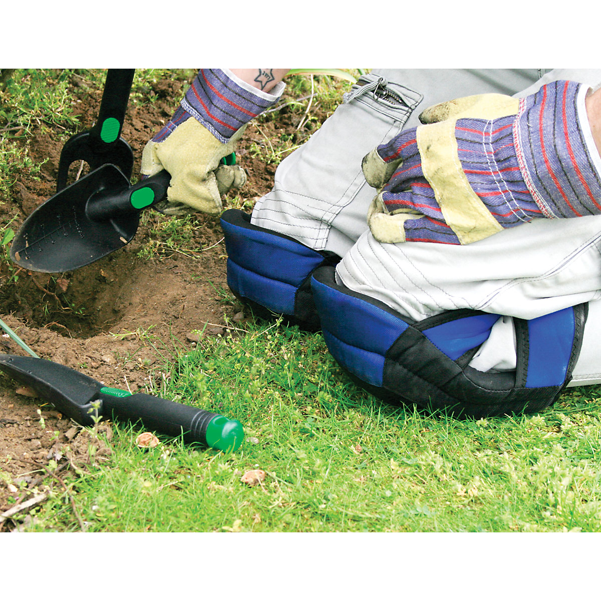 Worksafe® Heavy-Duty Double Gel Knee Pads (Product illustration 2)-1