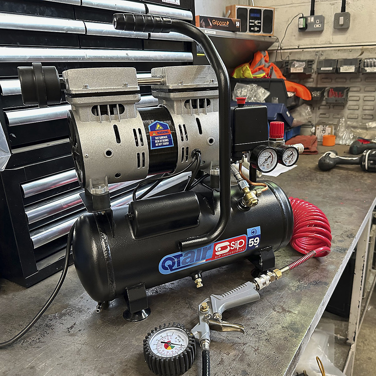 SIP QT AIR DD Ultra Low Noise Direct Drive Compressors | Oil-Free (Product illustration 14)-13