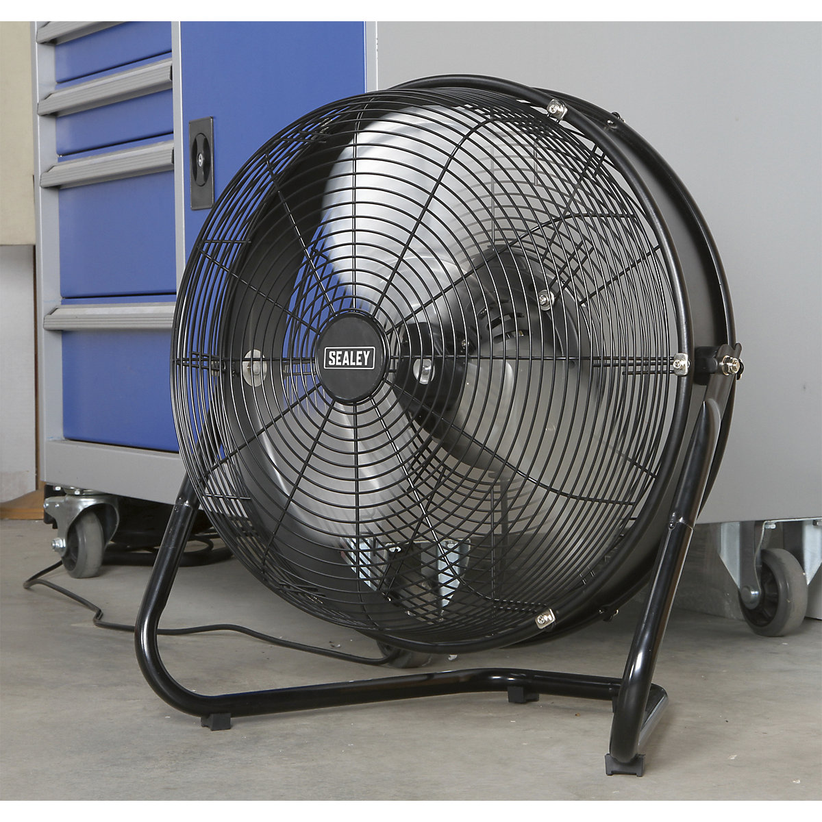 Sealey Industrial High Velocity Floor Fan | Internal Oscillation | 18" (Product illustration 5)-4