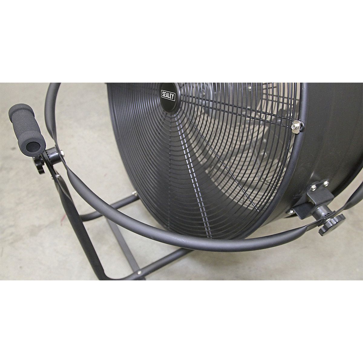 Sealey Industrial High Velocity Orbital Drum Fan | 24" (Product illustration 2)-1