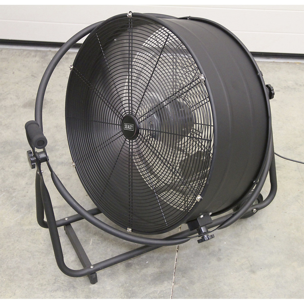Sealey Industrial High Velocity Orbital Drum Fan | 24" (Product illustration 3)-2