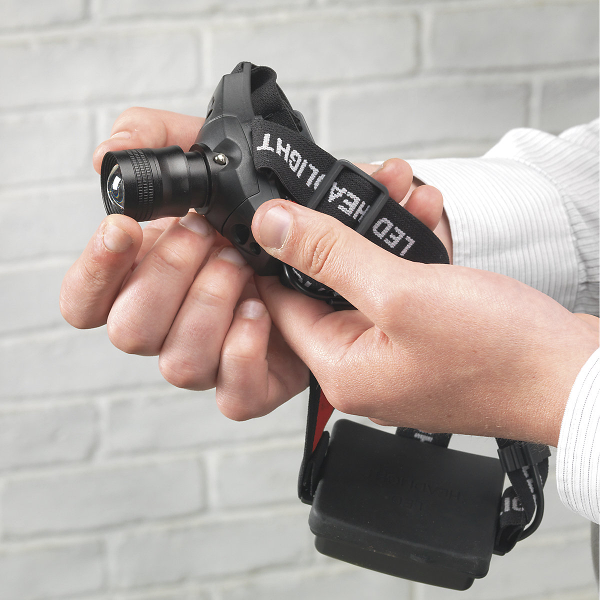 Sealey Head & Hat Torch | 3W CREE XPE LED (Product illustration 2)-1