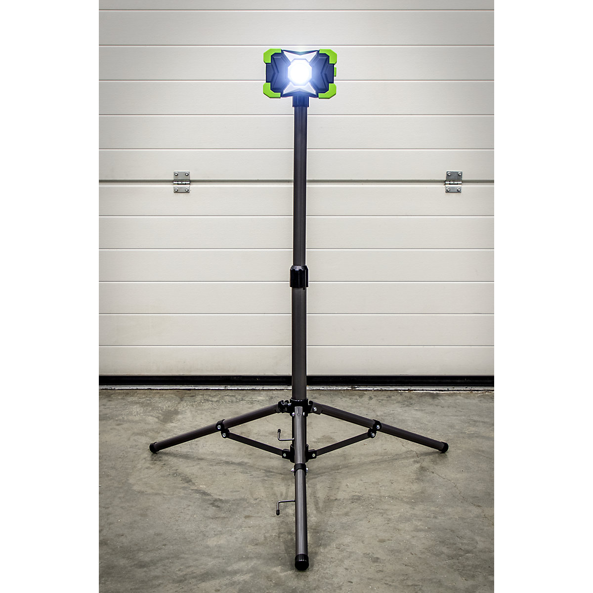 Sealey Portable Floodlight & Telescopic Tripod (Product illustration 6)-5