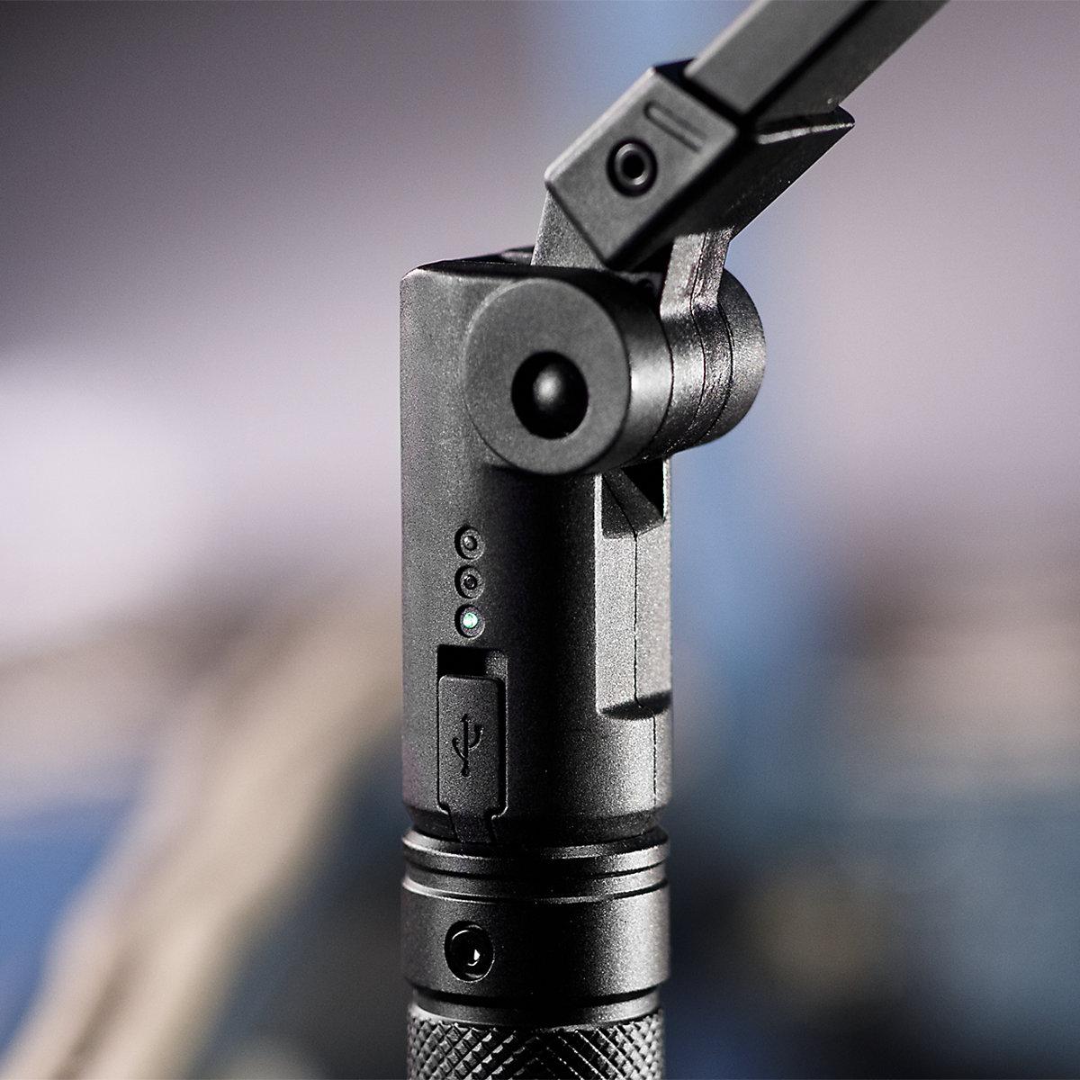 Sealey Rechargeable Aluminium Folding Pocket Light (Product illustration 9)-8